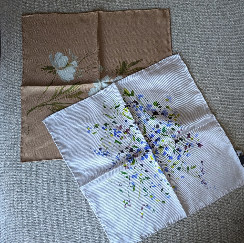 Two Tie Bar Kelly Ventura floral pocket squares